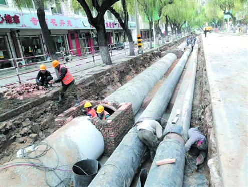 平阴县老城区地下管网施工现场(资料图)